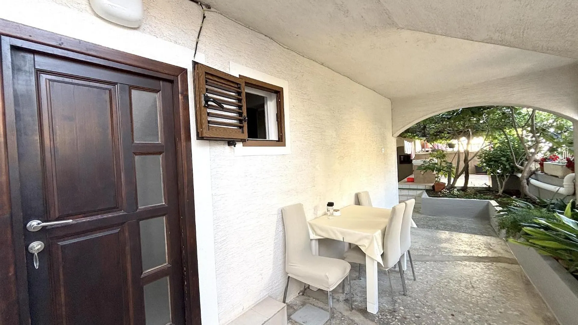 Apartments Venilia Lukoran Casa de hóspedes